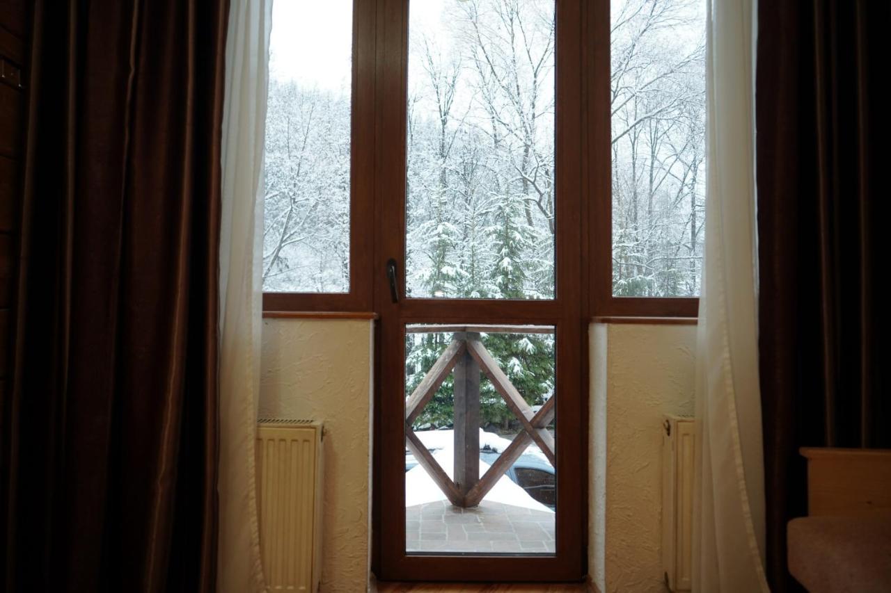Girskiy Prutets Bukoveľ Exteriér fotografie