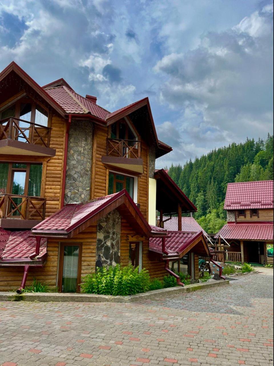 Girskiy Prutets Bukoveľ Exteriér fotografie